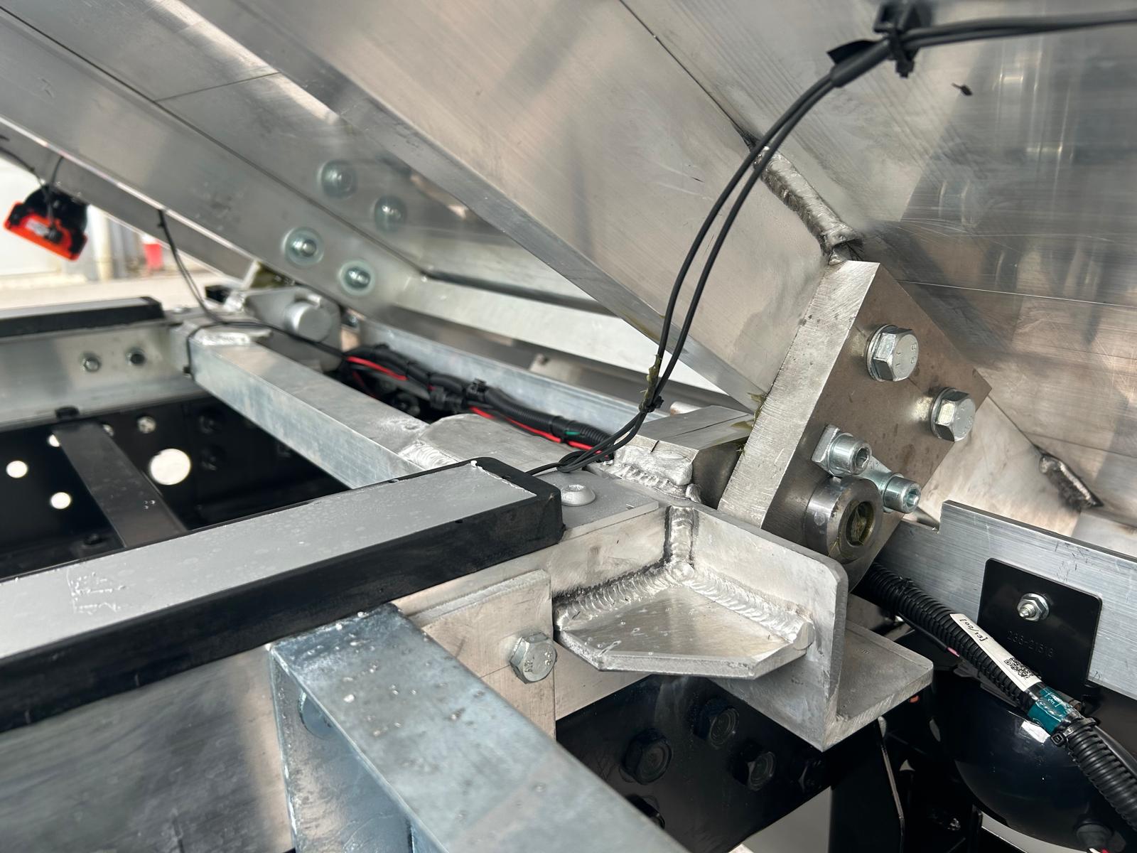 ISUZU M21 T HEAVY - Imagen 16