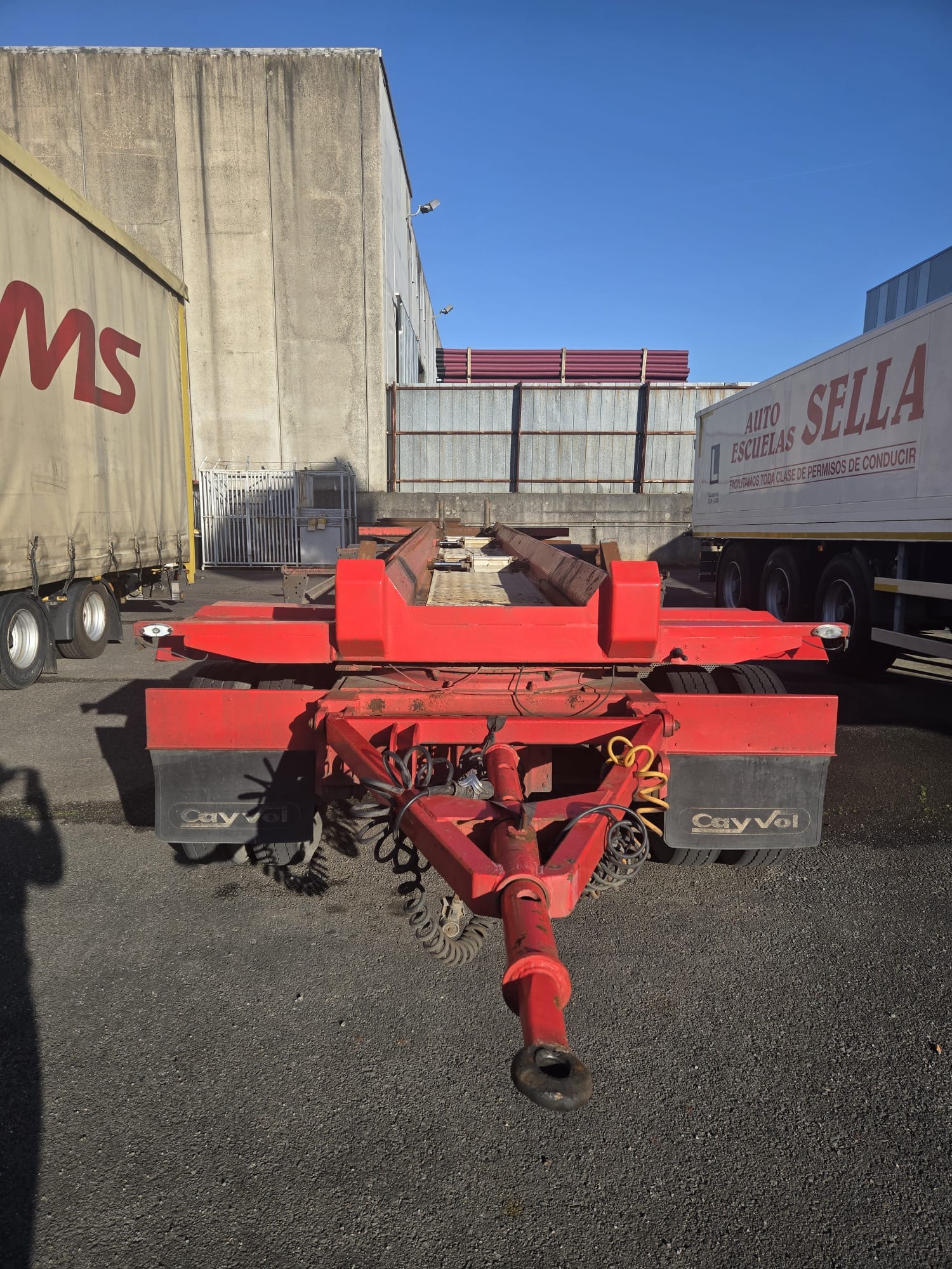 REMOLQUE MONTENEGRO - Imagen 6